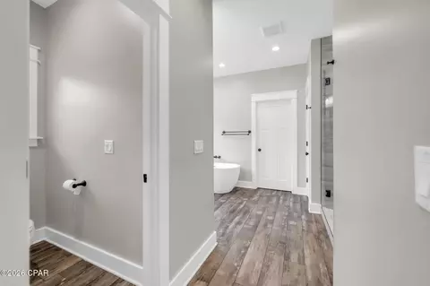 Entry Way - 37 Melody Ln, Freeport, FL 32439 photo 4 of 4
