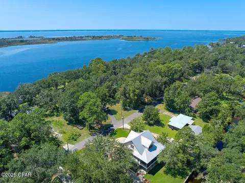 View/Area - 400 Pitts Bayshore Dr, Freeport, FL 32439 photo 1 of 4