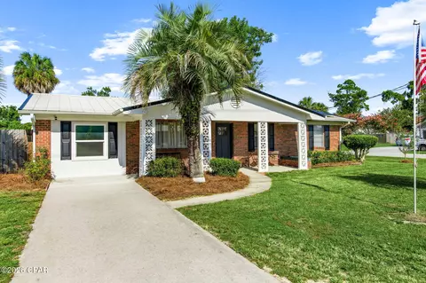 2805 Airport Rd, Panama City, FL 32405