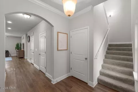 1904 Triton Dr, Gulf Breeze, FL 32563