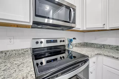 Kitchen - 1663 Caleigh Ct, Lynn Haven, FL 32444 photo 2 of 5