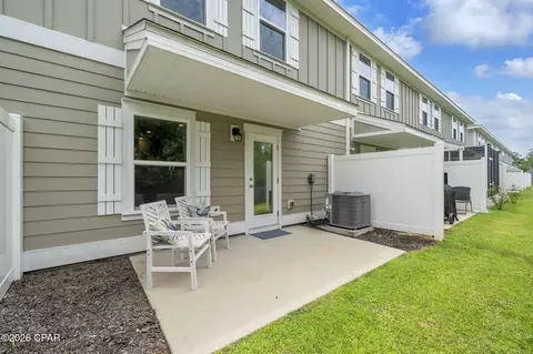 Exterior - 1663 Caleigh Ct, Lynn Haven, FL 32444 photo 5 of 9