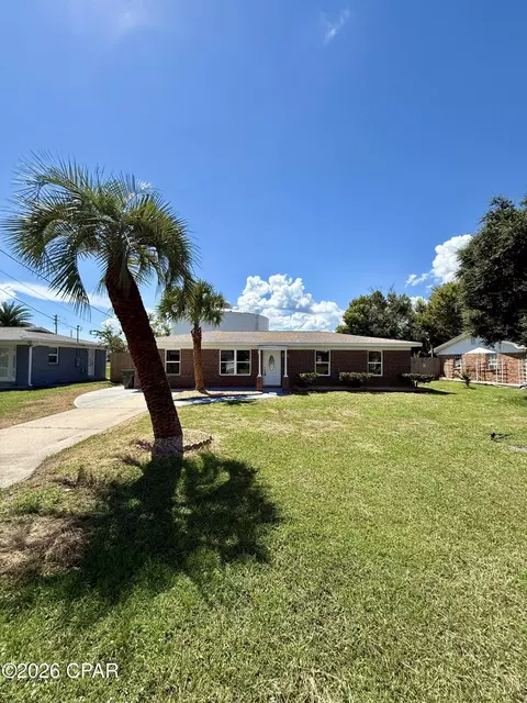 1114 Pennsylvania Ave, Lynn Haven, FL 32444