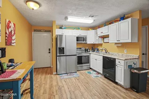 7125 N Lagoon Dr #C, Panama City, FL 32408