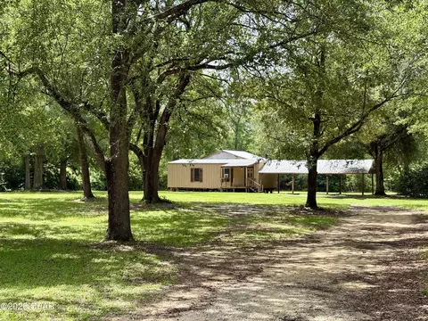 1237 Roland Rd, Chipley, FL 32428 photo 2
