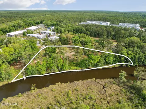 193 Ramsey Branch Rd, Freeport, FL 32439 photo 8