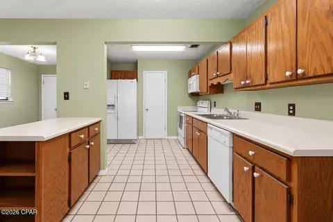 Kitchen - 103 Powell Dr, Crestview, FL 32536 photo 1 of 2