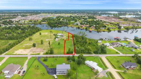 7210 Bay Crest Rd, Southport, FL 32409