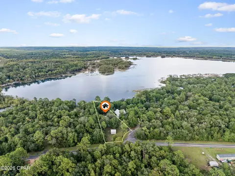 3955 Stillwater Dr, Chipley, FL 32428