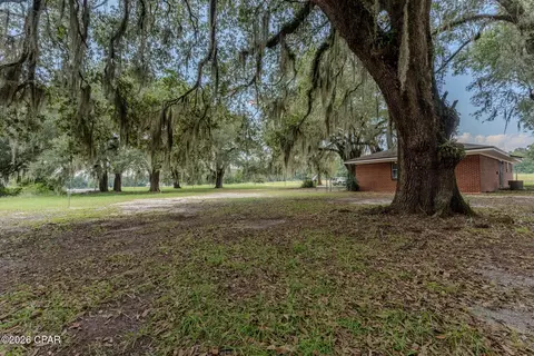 Exterior - 5728 Snowhill Rd, Malone, FL 32445 photo 5 of 8