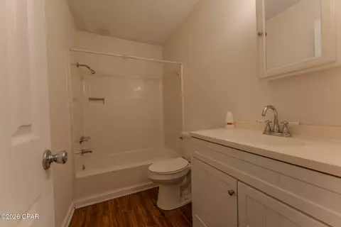 Bath - 5728 Snowhill Rd, Malone, FL 32445 photo 2 of 2