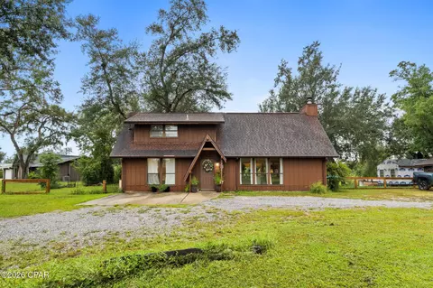 3931 Deerpoint Lake Dr, Southport, FL 32409
