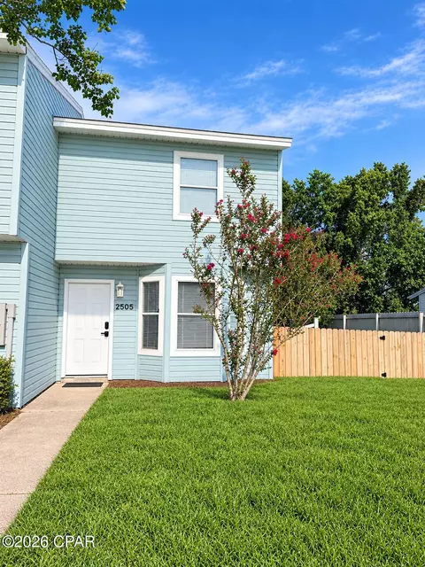 2505 Johnson Dr, Lynn Haven, FL 32444