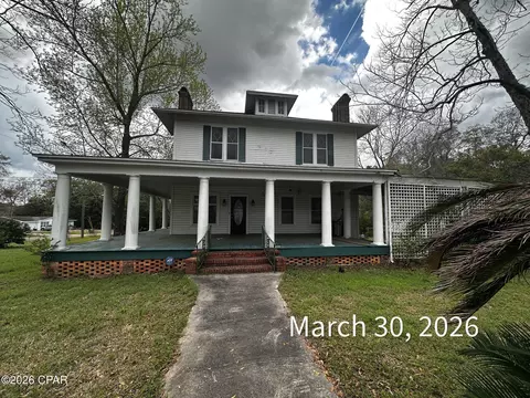 503 N Tracy St, Bonifay, FL 32425