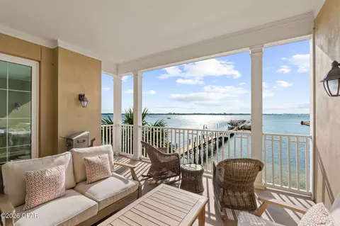 3001 W 10th St #203, Panama City, FL 32401