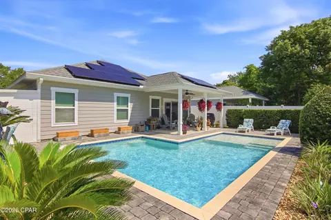 136 Porter Dr, Panama City Beach, FL 32413