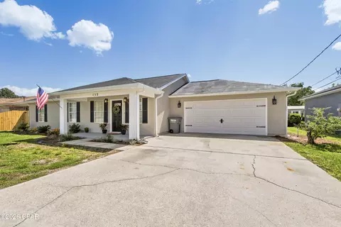 152 Manistee Dr, Panama City Beach, FL 32413