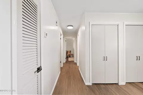 Entry Way - 2593 Mcclain St, Cottondale, FL 32431 photo 1 of 1