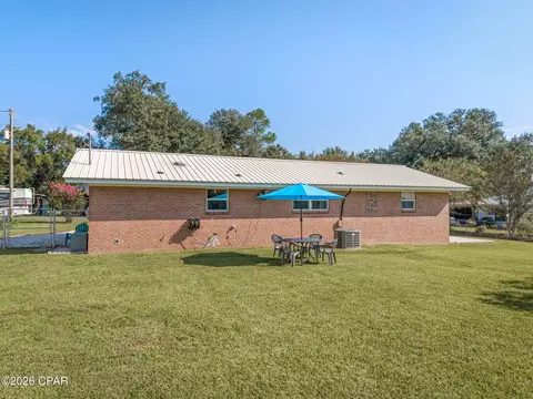 Exterior - 2593 Mcclain St, Cottondale, FL 32431 photo 4 of 6