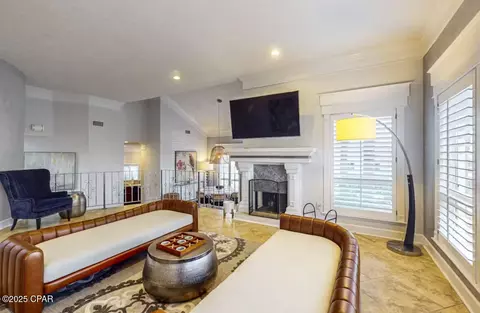 365 Wahoo Rd, Panama City Beach, FL 32408