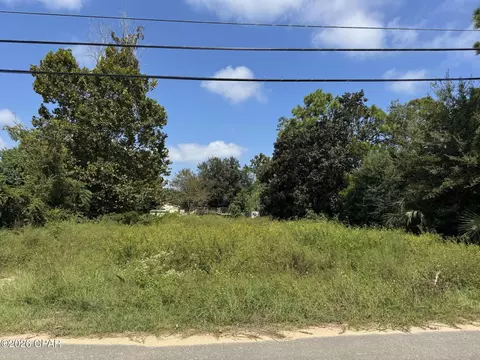 8512 Houston St, Panama City Beach, FL 32408