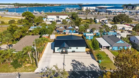 3710 Benbow St, Panama City, FL 32408