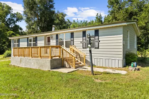 2753 Deming Ln, Marianna, FL 32446