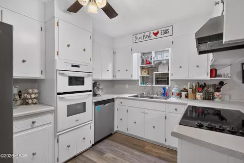 Kitchen - 2367 Tiller Rd, Chipley, FL 32428 photo 1 of 3