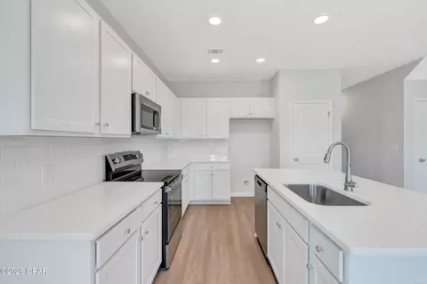 7679 Grotto Ln #18, Panama City Beach, FL 32408