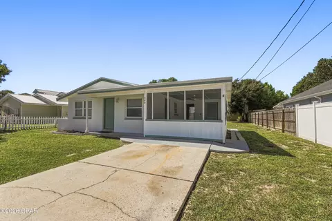 404 Wisteria St, Panama City Beach, FL 32407