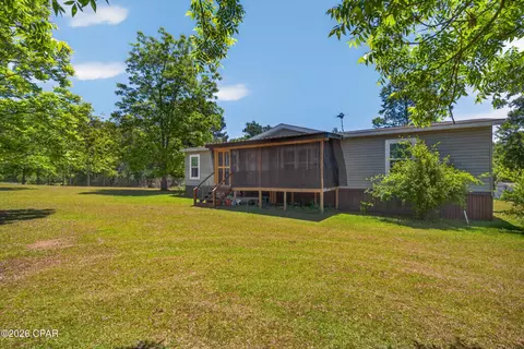 3271 Twin Lake Dr, Bonifay, FL 32425