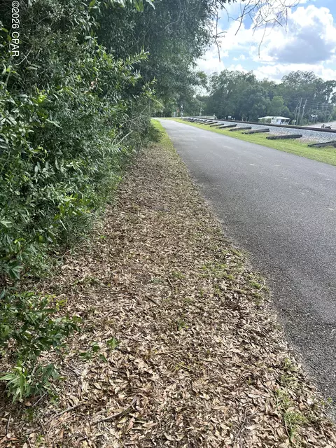 0 Railroad St, Defuniak Springs, FL 32435
