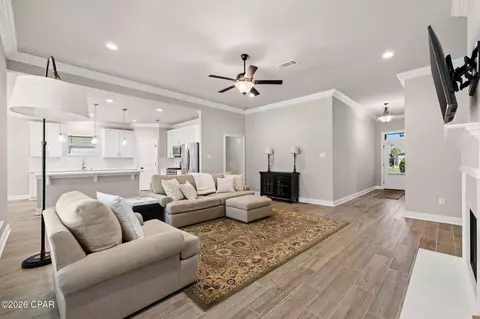 Entry Way - 94 Campfire Cv, Freeport, FL 32439 photo 3 of 4