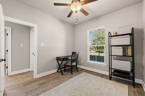 Entry Way - 94 Campfire Cv, Freeport, FL 32439 photo 4 of 4