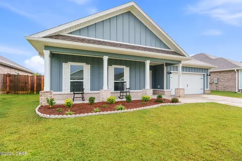 3126 Willie Dr, Southport, FL 32409