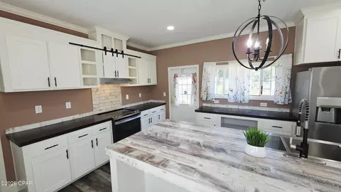 11925 Camellia St, Fountain, FL 32438