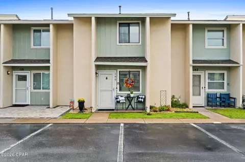 140 Abbie Ln, Panama City Beach, FL 32407