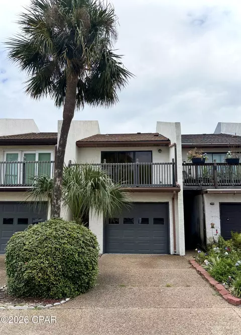 6437 Oakshore Dr, Panama City, FL 32404