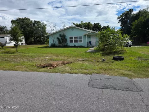 3910 E 9th St, Panama City, FL 32404