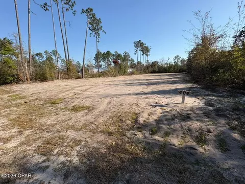 404 Hickory Bluff Cir, Southport, FL 32409