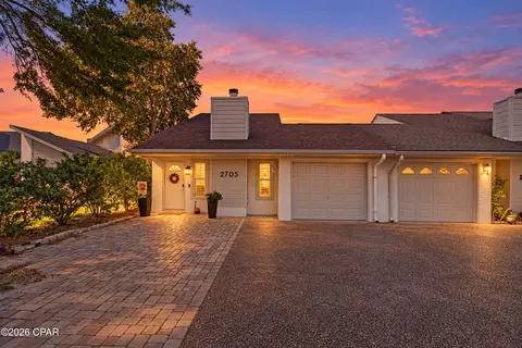 2705 Country Club Dr, Lynn Haven, FL 32444