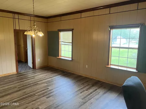 Living - 25414 NEvans St, Altha, FL 32421 photo 2 of 3