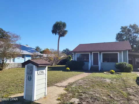 1706 Beck Ave, Panama City, FL 32405