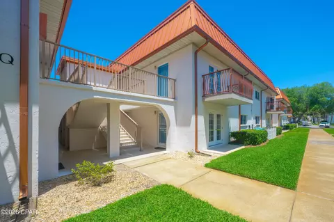 2100 W Beach Dr #R102, Panama City, FL 32401