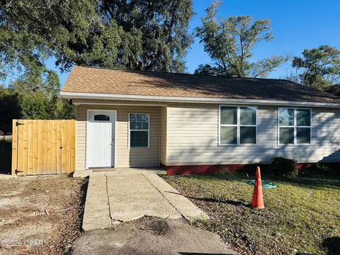 2707 Valla St, Panama City, FL 32401