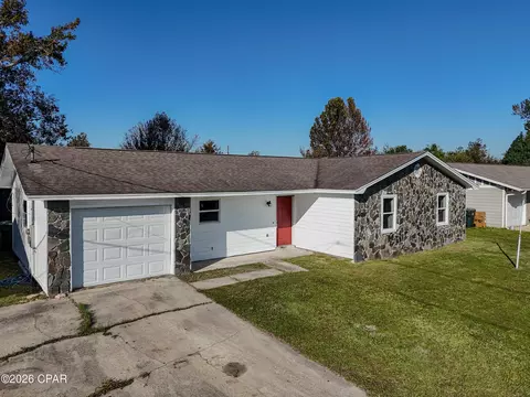 508 Tammy St, Lynn Haven, FL 32444