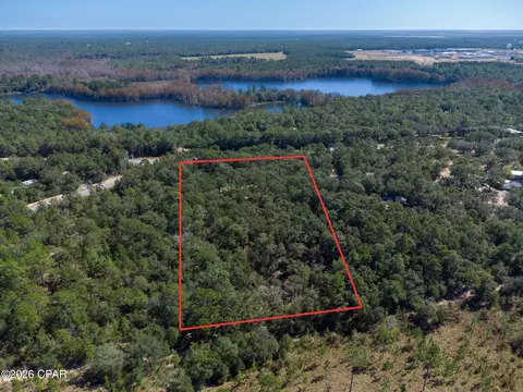 4560 Moss Hill Rd, Chipley, FL 32428