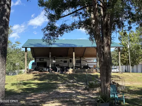 2835 Dauphin Rd, Bonifay, FL 32425