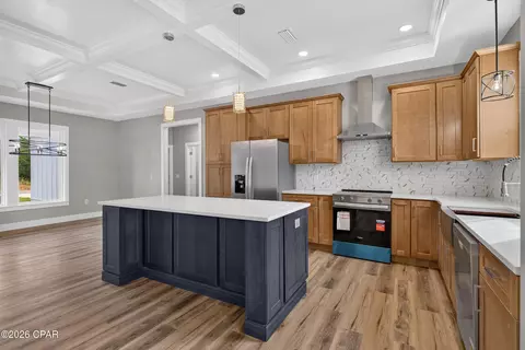 Kitchen - 3982 Horizon Ave, Chipley, FL 32428 photo 1 of 3