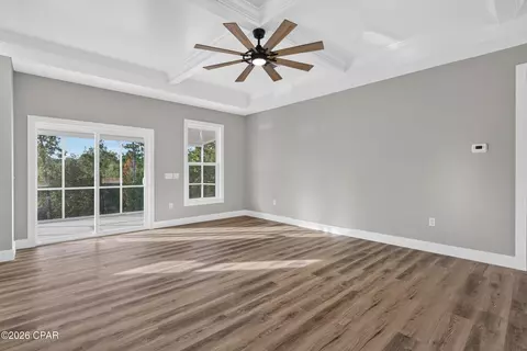 Living - 3982 Horizon Ave, Chipley, FL 32428 photo 4 of 6